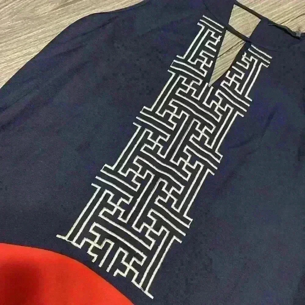 THML Embroidered Dress Size Small - Picture 4 of 6